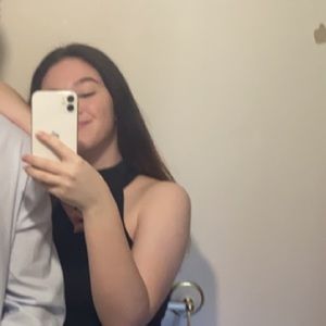 Meet your Posher, Felicity